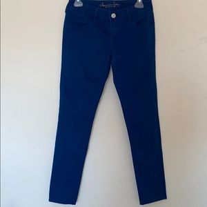 Blue skinny jeans (short)
